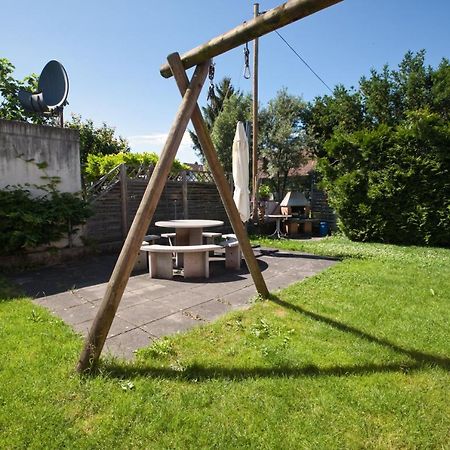 Lake Getaway Apartment With Private Entrance, Right On The Lake Constance Cycle Path, Barbecue Area, Free Wifi, Netflix And Free Bikes Salmsach Buitenkant foto