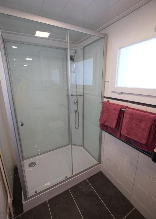 Lake Getaway Apartment With Private Entrance, Right On The Lake Constance Cycle Path, Barbecue Area, Free Wifi, Netflix And Free Bikes Salmsach Buitenkant foto
