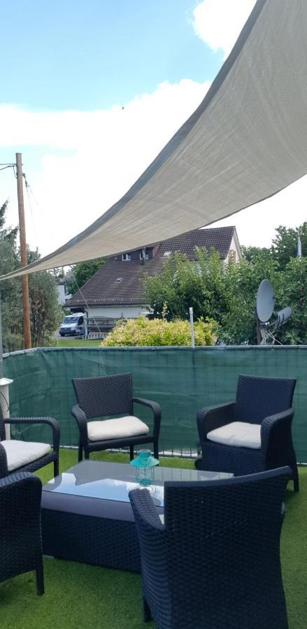 Lake Getaway Apartment With Private Entrance, Right On The Lake Constance Cycle Path, Barbecue Area, Free Wifi, Netflix And Free Bikes Salmsach Buitenkant foto